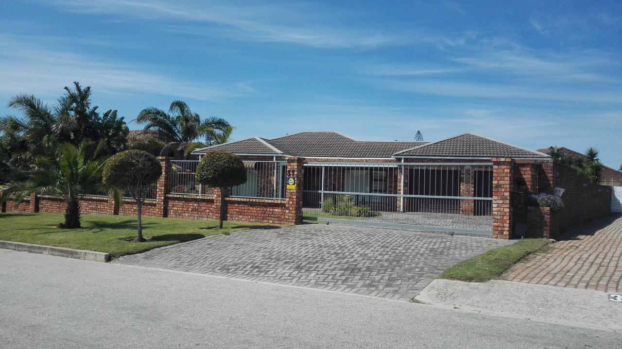 Humewood Home Stay Puerto Elizabeth Exterior foto